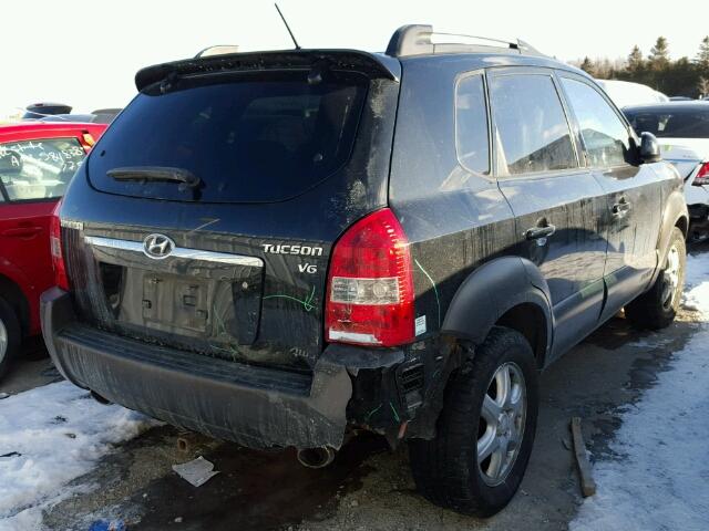 KM8JM72D05U187589 - 2005 HYUNDAI TUCSON GL BLACK photo 4