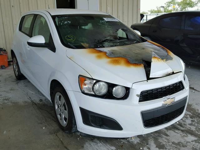 1G1JA6SH6D4162763 - 2013 CHEVROLET SONIC LS WHITE photo 1