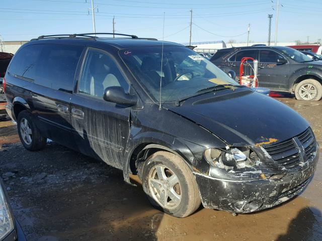 2D4GP44L77R116613 - 2007 DODGE GRAND CARA BLACK photo 1