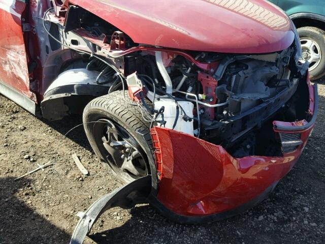 JTMZFREV2DD010753 - 2013 TOYOTA RAV4 LE RED photo 9