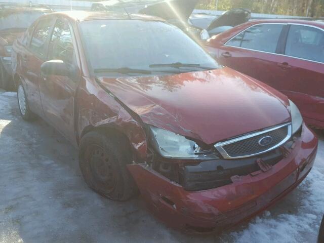 1FAFP34N05W151976 - 2005 FORD FOCUS ZX4 MAROON photo 1