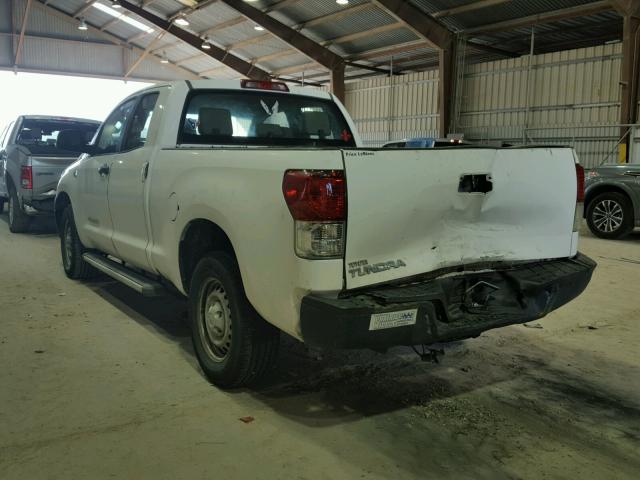 5TFRM5F18AX007666 - 2010 TOYOTA TUNDRA DOU WHITE photo 3