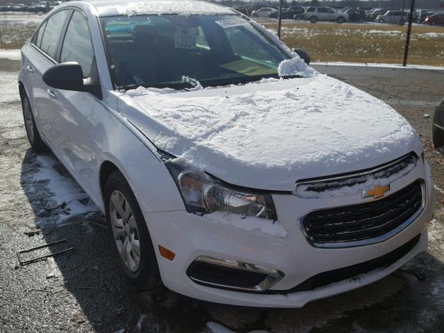 1G1PA5SHXF7107190 - 2015 CHEVROLET CRUZE LS WHITE photo 1