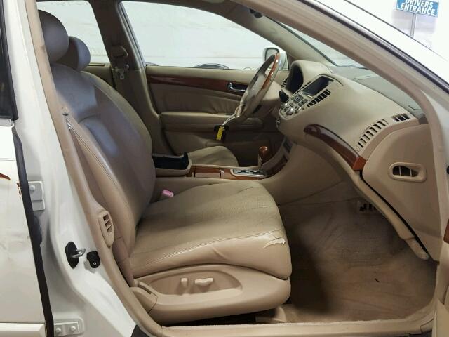 JNKBF01A54M500327 - 2004 INFINITI Q45 WHITE photo 5