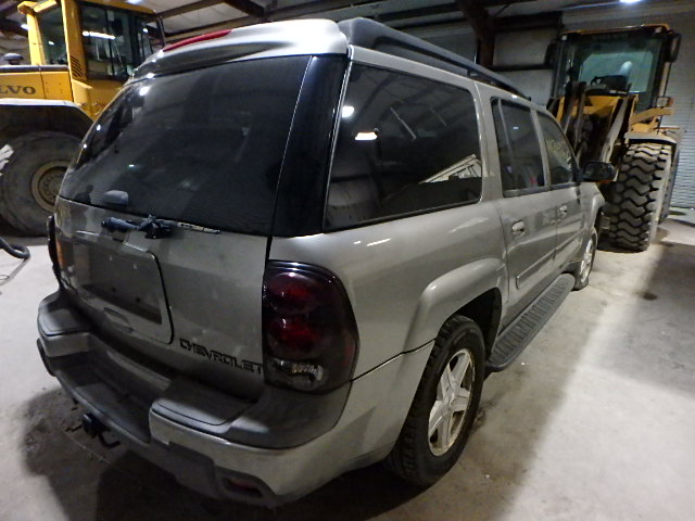 1GNET16S936230351 - 2003 CHEVROLET TRAILBLAZE GRAY photo 4