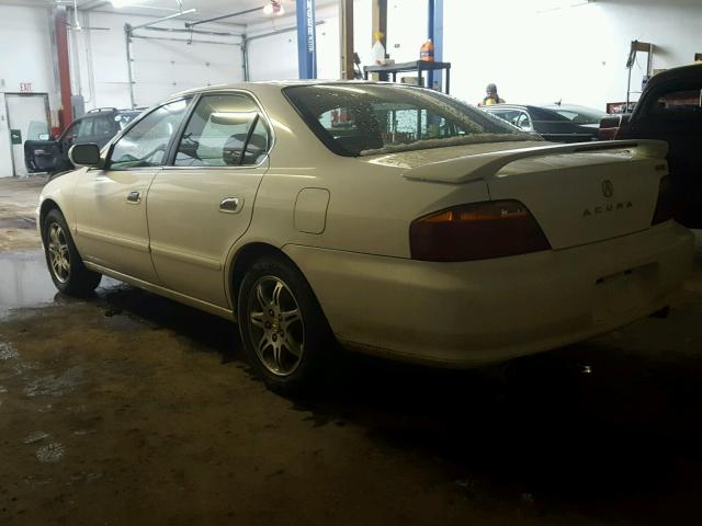 19UUA5651XA003946 - 1999 ACURA 3.2TL WHITE photo 3