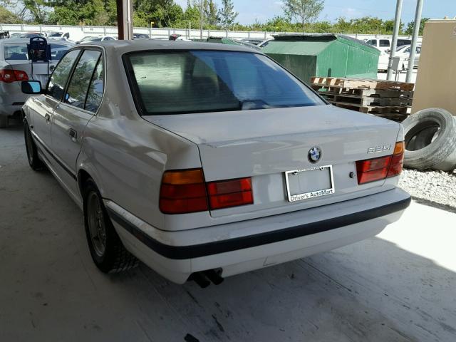 WBAHD6322SGK57448 - 1995 BMW 525 I AUTO WHITE photo 3