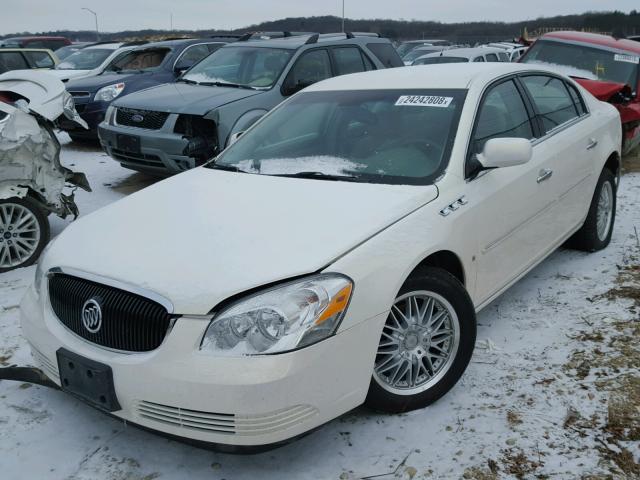 1G4HD57206U171498 - 2006 BUICK LUCERNE CX WHITE photo 2