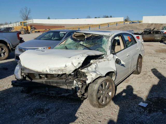 4T1BK36B37U223273 - 2007 TOYOTA AVALON XL WHITE photo 2