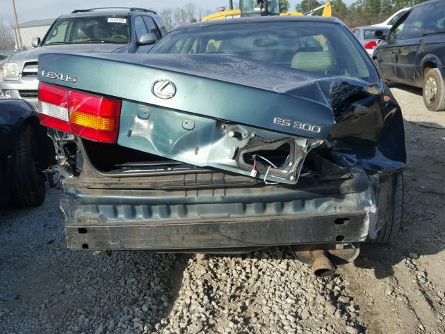 JT8BF22G4V0047339 - 1997 LEXUS ES 300 GREEN photo 9