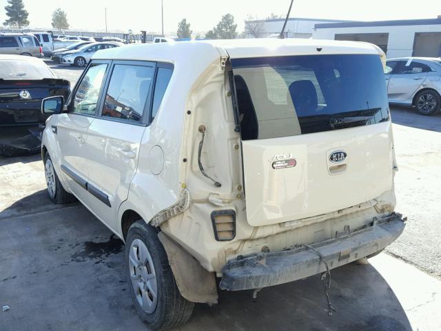 KNDJT2A54C7417182 - 2012 KIA SOUL WHITE photo 3