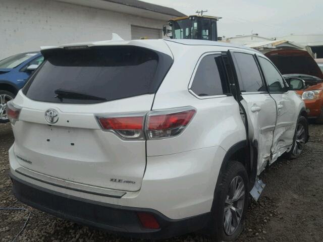 5TDJKRFHXFS210062 - 2015 TOYOTA HIGHLANDER WHITE photo 4