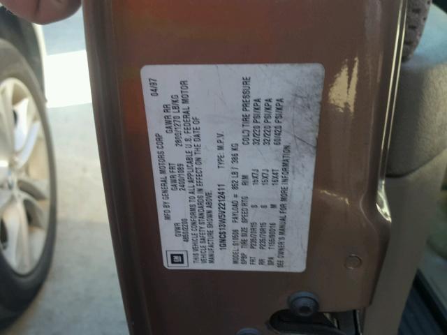 1GNCS13W5V2212411 - 1997 CHEVROLET BLAZER GOLD photo 10