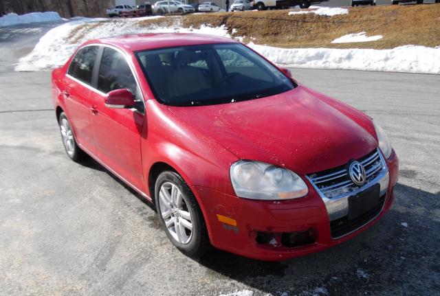 3VWAL7AJ4AM168439 - 2010 VOLKSWAGEN JETTA TDI RED photo 4