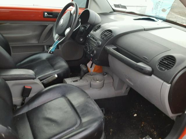 3VWCK21Y13M305951 - 2003 VOLKSWAGEN NEW BEETLE 橙色 照片 5