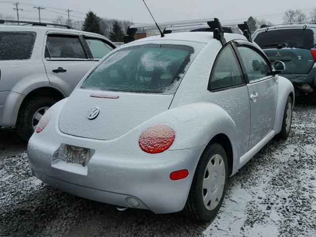 3VWBC21C9XM459438 - 1999 VOLKSWAGEN NEW BEETLE SILVER photo 4