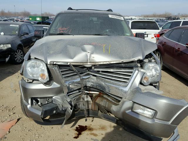 1FMEU73E58UA19511 - 2008 FORD EXPLORER X SILVER photo 7