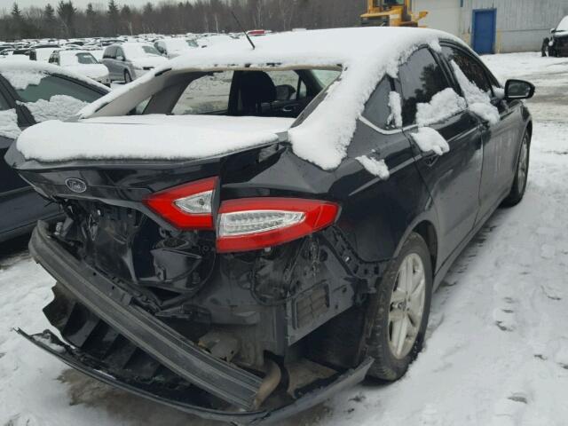 1FA6P0H70F5114721 - 2015 FORD FUSION SE BLACK photo 4