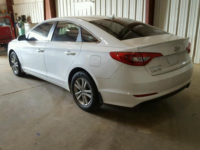 5NPE24AF1HH472586 - 2017 HYUNDAI SONATA SE WHITE photo 3