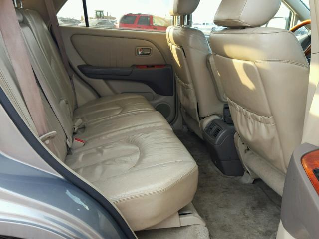 JTJHF10U210172040 - 2001 LEXUS RX 300 GRAY photo 6