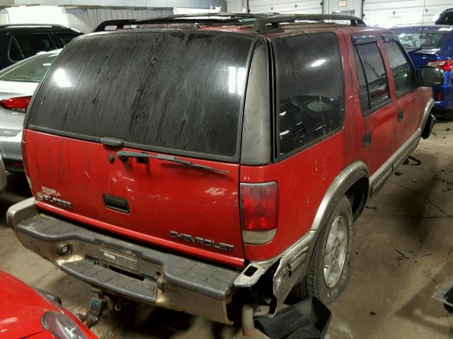 1GNDT13W4X2239703 - 1999 CHEVROLET BLAZER RED photo 4