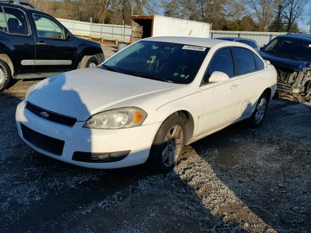 2G1WU581569280448 - 2006 CHEVROLET IMPALA LTZ WHITE photo 2