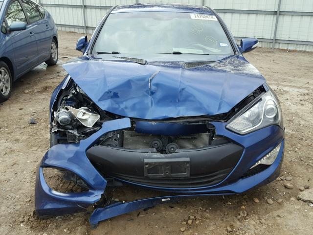 KMHHU6KJ5FU123323 - 2015 HYUNDAI GENESIS CO BLUE photo 9