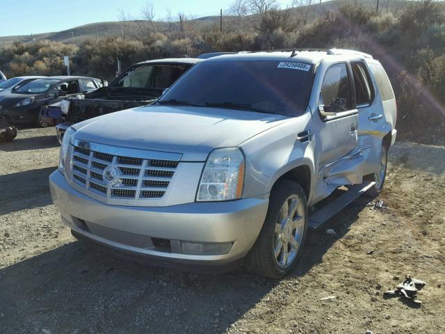 1GYUKCEF5AR220638 - 2010 CADILLAC ESCALADE P SILVER photo 2