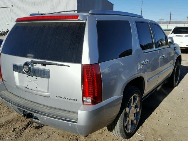 1GYUKCEF5AR220638 - 2010 CADILLAC ESCALADE P SILVER photo 4