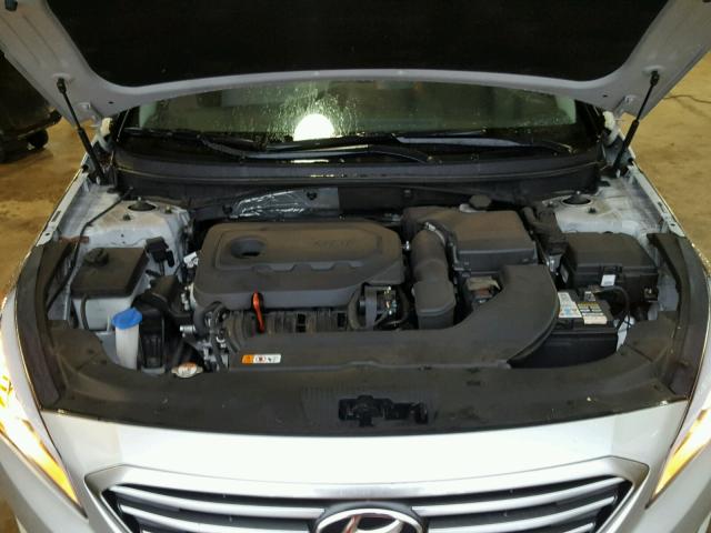 5NPE24AF9GH267385 - 2016 HYUNDAI SONATA SE SILVER photo 7