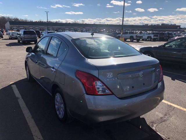 3N1CN7AP8CL942262 - 2012 NISSAN VERSA S GRAY photo 3