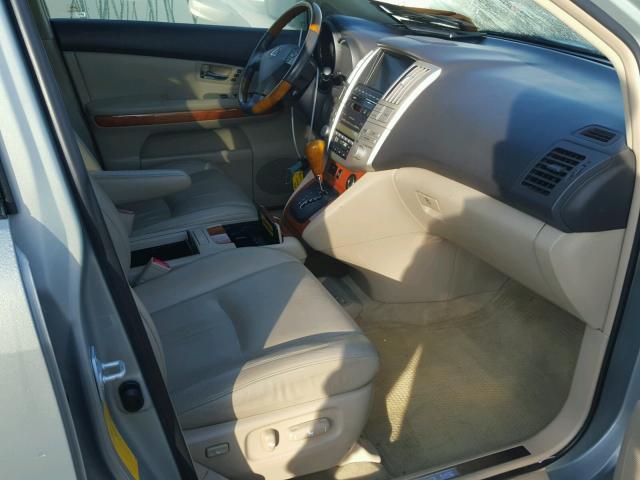 JTJHW31U382048013 - 2008 LEXUS RX 400H SILVER photo 5