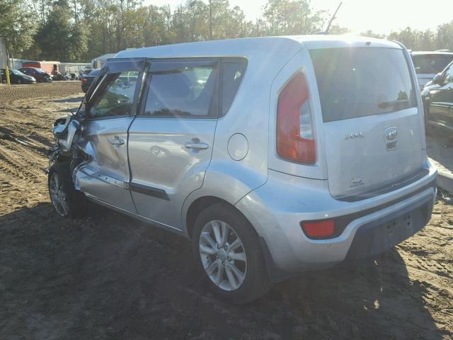 KNDJT2A50D7577562 - 2013 KIA SOUL SILVER photo 3