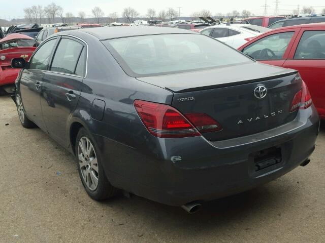 4T1BK36B38U306784 - 2008 TOYOTA AVALON XL GRAY photo 3