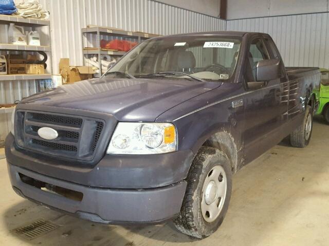 1FTRF12216NA53084 - 2006 FORD F150 BLUE photo 2