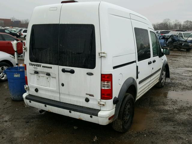 NM0KS9BN6AT019990 - 2010 FORD TRANSIT CO WHITE photo 4