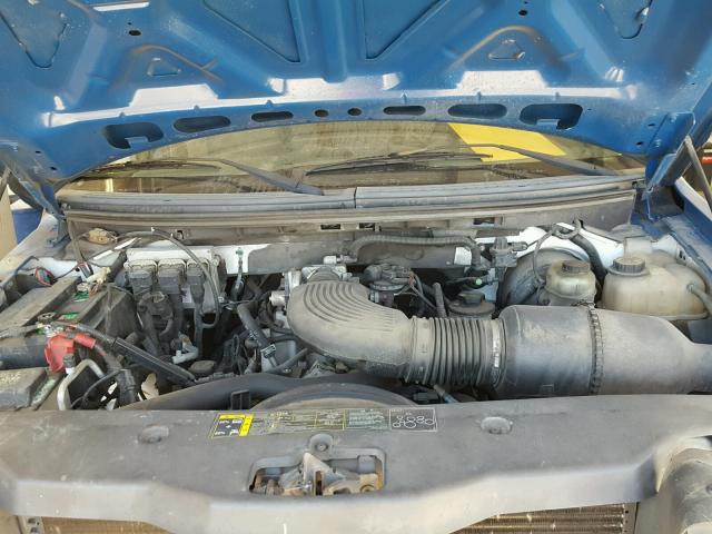 1FTRF12W64NA60919 - 2004 FORD F150 BLUE photo 7