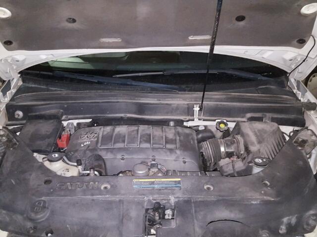 5GZEV23D49J216389 - 2009 SATURN OUTLOOK XR თეთრი ფოტო 7