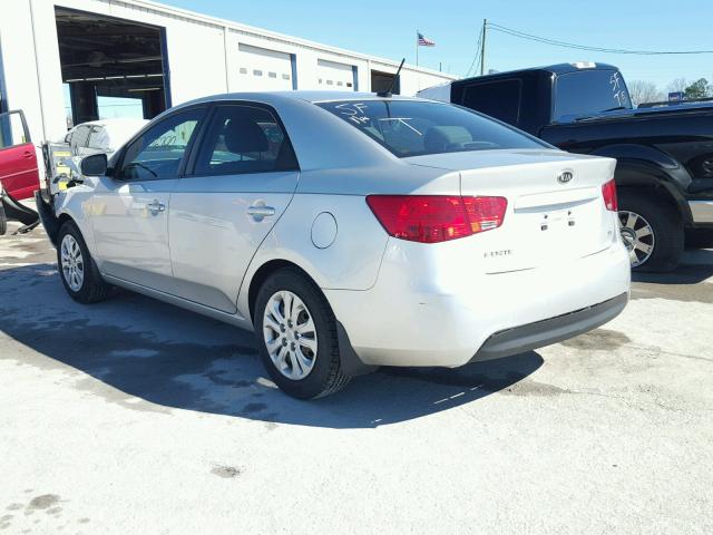 KNAFU4A29C5607220 - 2012 KIA FORTE EX SILVER photo 3