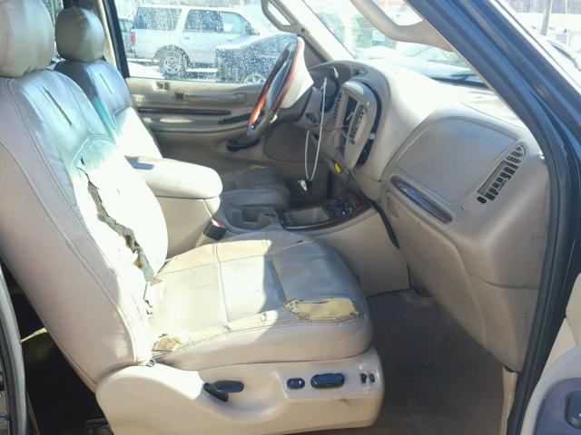 5LMEU27R92LJ18942 - 2002 LINCOLN NAVIGATOR შავი ფოტო 5