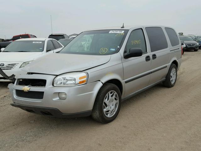 1GNDV03L65D245479 - 2005 CHEVROLET UPLANDER SILVER photo 2