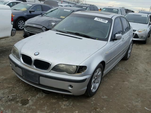 WBAEV33402KL68366 - 2002 BMW 325 I SILVER photo 2