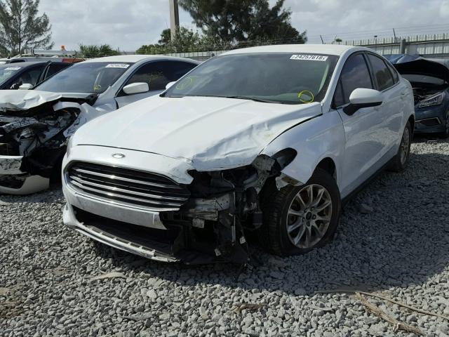 3FA6P0G7XFR190154 - 2015 FORD FUSION S WHITE photo 2