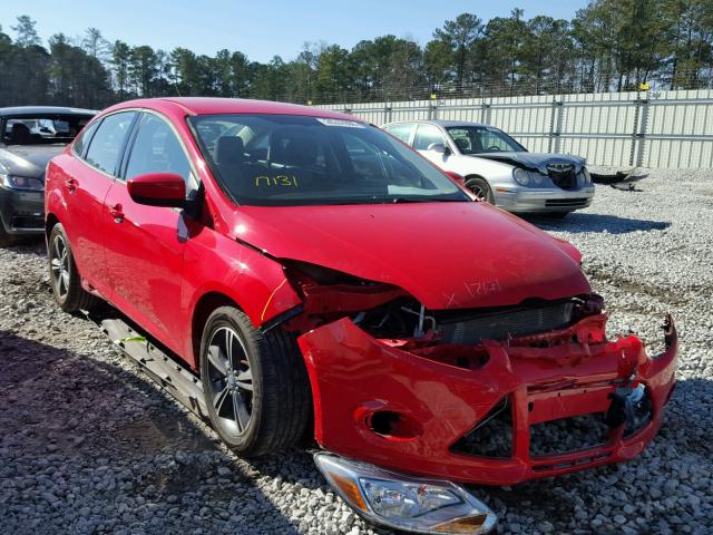 1FAHP3F21CL246282 - 2012 FORD FOCUS SE RED photo 1