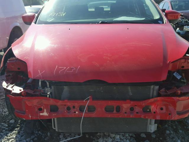 1FAHP3F21CL246282 - 2012 FORD FOCUS SE RED photo 9