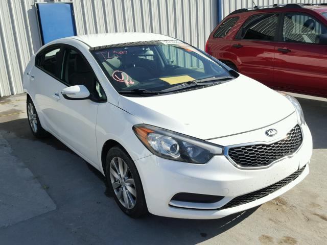 KNAFX4A67E5205693 - 2014 KIA FORTE LX WHITE photo 1