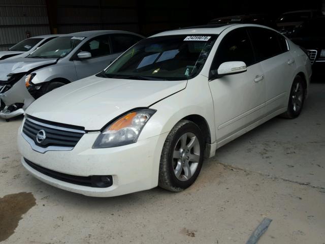 1N4BL21E48N401495 - 2008 NISSAN ALTIMA 3.5 WHITE photo 2