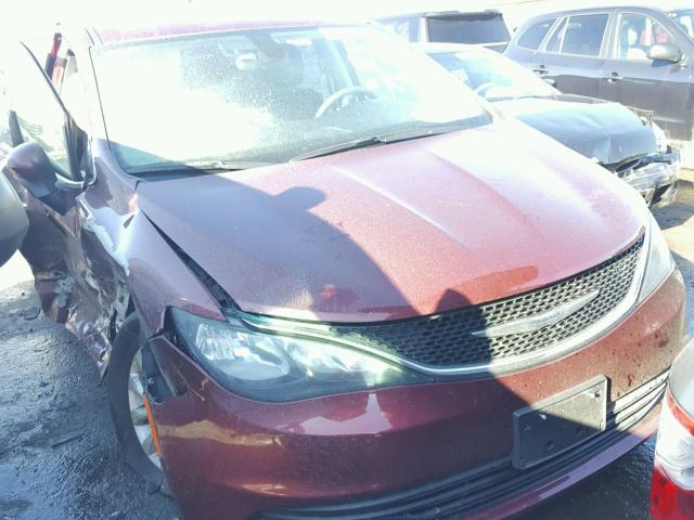 2C4RC1DGXHR529081 - 2017 CHRYSLER PACIFICA T BURGUNDY photo 1