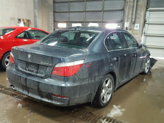 WBANV13578CZ54384 - 2008 BMW 528 XI GRAY photo 4