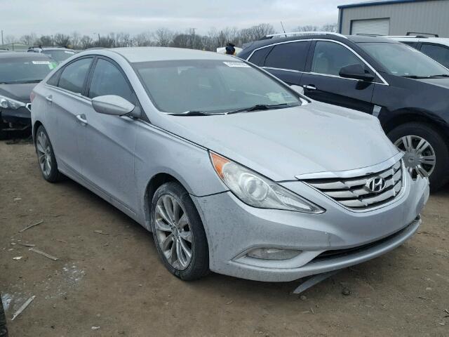 5NPEC4AB0BH203934 - 2011 HYUNDAI SONATA SE SILVER photo 1